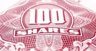 100 shares © Tupungato/Shutterstock.com