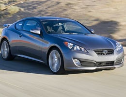 2010-coupes-3-HyundaiGenesis-lg Hyundai Genesis Coupe
