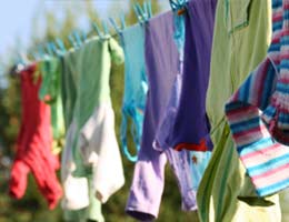 2010-frugal-laundry-4-hang-lg Hang your laundry out to dry
