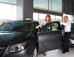 2010-winter-car-5-tips-buying-car-4-foot-lg Know that your foot traffic is valuable