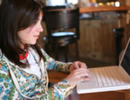 4-frugal-ways-to-become-famous-4-Blog-lg text