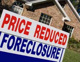 Foreclosures flood the market