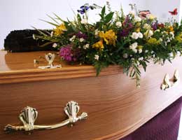 5-unusual-things-to-rent-6-caskets-lg Caskets