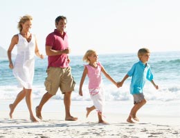 6-tips-stretch-vacation-dollars-1-intro-lg text