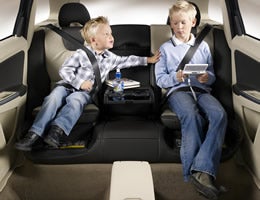 9-great-family-friendly-car-accessories-5-Seating-Lrg