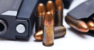 9mm handgun © defpicture/Shutterstock.com