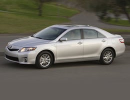 Comparing-hybrid-cars-by-the-numbers-9-Toyota-Lrg