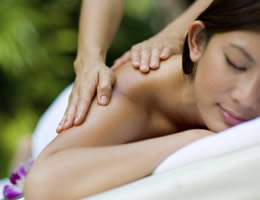 Save-money-Hire-professionals-in-training-5-massage-lg text