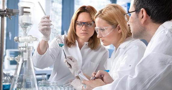 Do you qualify for the Lifetime Learning Credit? Chemists working in laboratory © Alexander Raths/Shutterstock.com