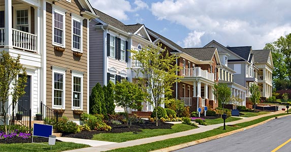 Houses Houses © Carolyn Franks/Shutterstock.com