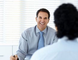 finding-buying-car-insurance-6-agent-lg Meet the agents before buying