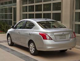 2012 Nissan Versa Sedan SV 2012 Nissan Versa Sedan SV