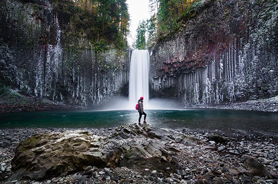Oregon Oregon | Peerasith Patrick Triratpadoongphol/Shutterstock.com