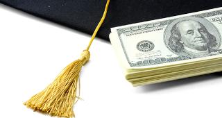 Graduation cap and money Â© lenetstan/Shuttersstock.com