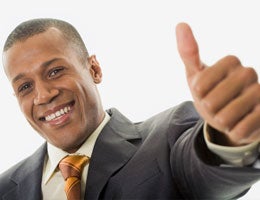 hidden-insurance-credits-5-no-claims-lg Insurance agent smiling