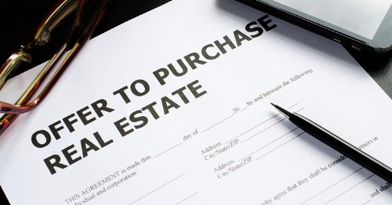 Offer to purchase real estate © iStock