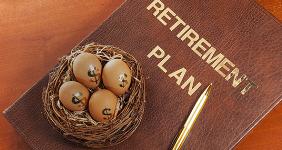 Retirement plan © Jerry Sliwowski/Shutterstock.com