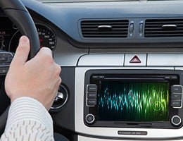 Speech-to-text systems: Extensive risk © Rafal Olechowski/Shutterstock.com; Audio wave © Anigoweb/Shutterstock.com