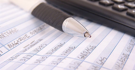 Free checking with an asterisk © R. MACKAY PHOTOGRAPHY, LLC/Shutterstock.com