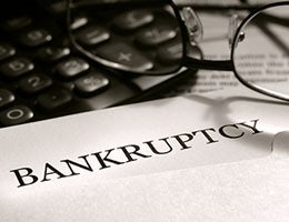 After bankruptcy, the loan bills keep coming © olivier/Shutterstock.com