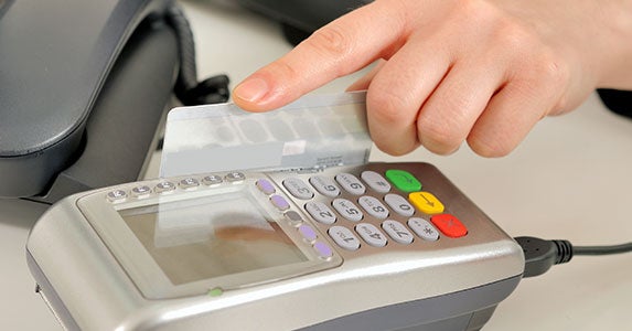 Another user deactivated your card © Levent Konuk/Shutterstock.com