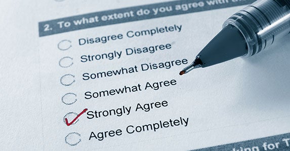 Surveys and marketing questionnaires © topseller/Shutterstock.com