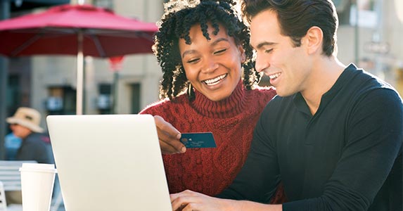 Making only the minimum payment | Rido/Shutterstock.com