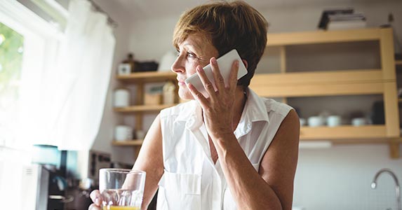 Waiting too late to make a payment | wavebreakmedia/Shutterstock.com