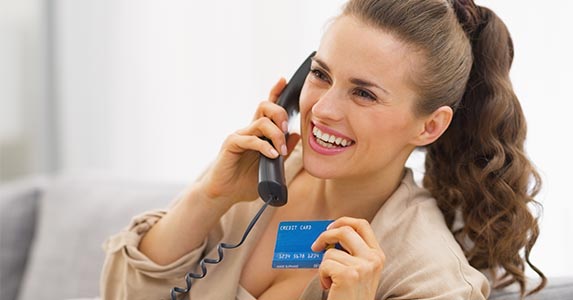 Paying late | Alliance/Shutterstock.com