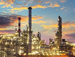 Reason No. 2: Cheaper gas blends are refined in winter © Tomas1111/Shutterstock.com