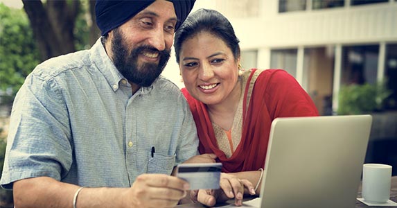 Automatic transfer | Rawpixel.com/Shutterstock.com
