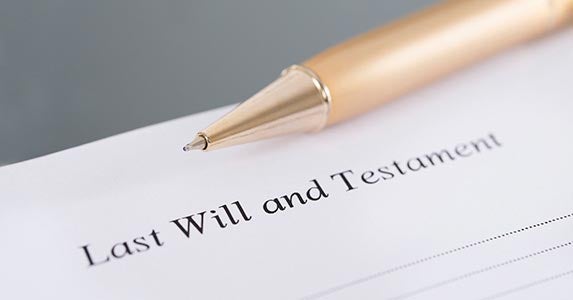 A trust doesn't replace a will A trust doesn't replace a will | iStock.com/AndreyPopov