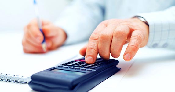 Trustee fees typically lower than executor fees Trustee fees typically lower than executor fees | iStock.com/strixcode