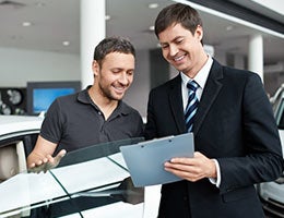 Free car insurance © Deklofenak/Shutterstock.com