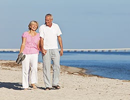 Retirees © Darren Baker/Shutterstock.com