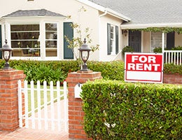 Renters insurance: The price is right © Monkey Business Images/Shutterstock.com