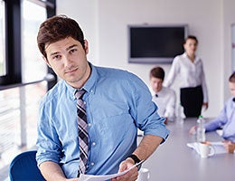 WINNER: Uninsured worker who'll gain coverage at work © dotshock/Shutterstock.com