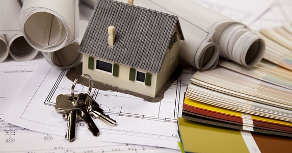 Renovating? Remodel insurance, too © Sebastian Duda/Shutterstock.com