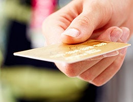 Credit cards become more consumer-friendly © Pressmaster - Fotolia.com