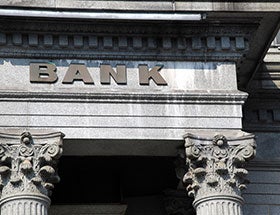Best investment ideas: Bank-loan funds © Pete Spiro/Shutterstock.com