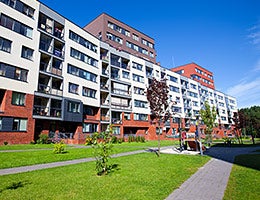 Real estate investment trusts © JuliusKielaitis/Shutterstock.com