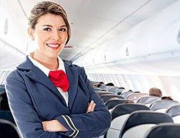Flight attendant © Andresr/Shutterstock.com