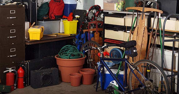 Sell unwanted items © trekandshoot/Shutterstock.com