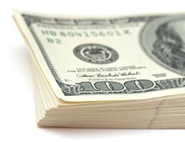 Homeowners cash out equity © ravl/Shutterstock.com
