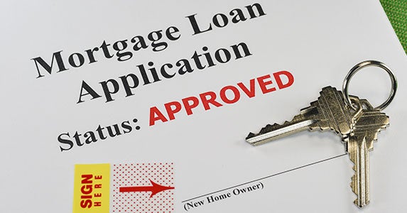 Lending standards loosen up © BKMCphotography/Shutterstock.com