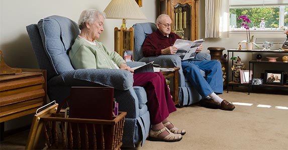 Finance living expenses Finance living expenses | Jamie Hooper/Shutterstock.com
