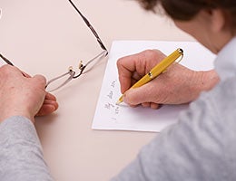 Get the seller to like you © NotarYES/Shutterstock.com