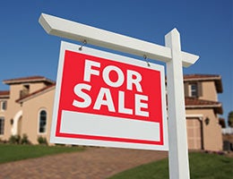 Relist your house and do it right © Andy Dean Photography/Shutterstock.com