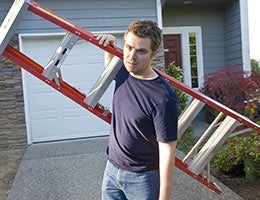 Top 10 DIY mistakes by homeowners © Orange Line Media/Shutterstock.com