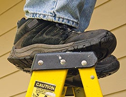 Working beyond one's limits © digitalreflections/Shutterstock.com